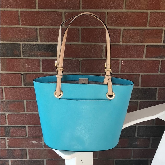 Michael Kors purse - Picture 3 of 5